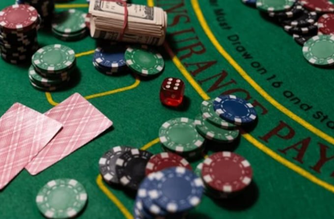Filipino players enjoying sports and casino-style games on ah33 app